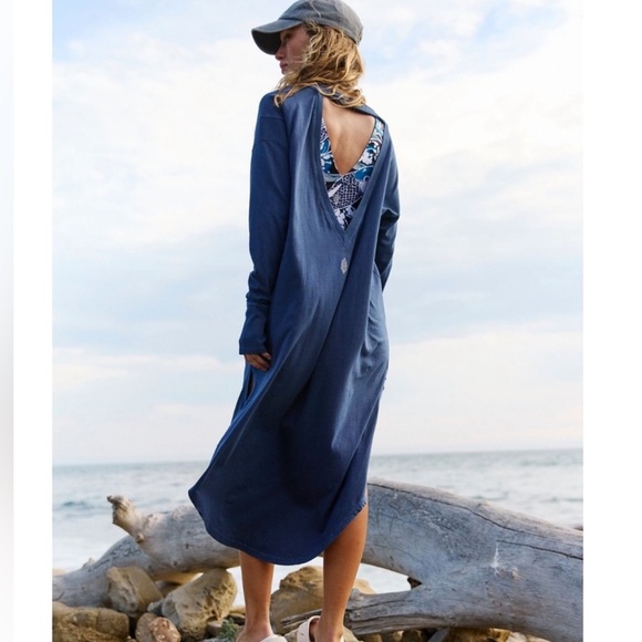 NWT. Free people movement Long Game Tunic Layer in Navy  Size: XS, S - Picture 4 of 6